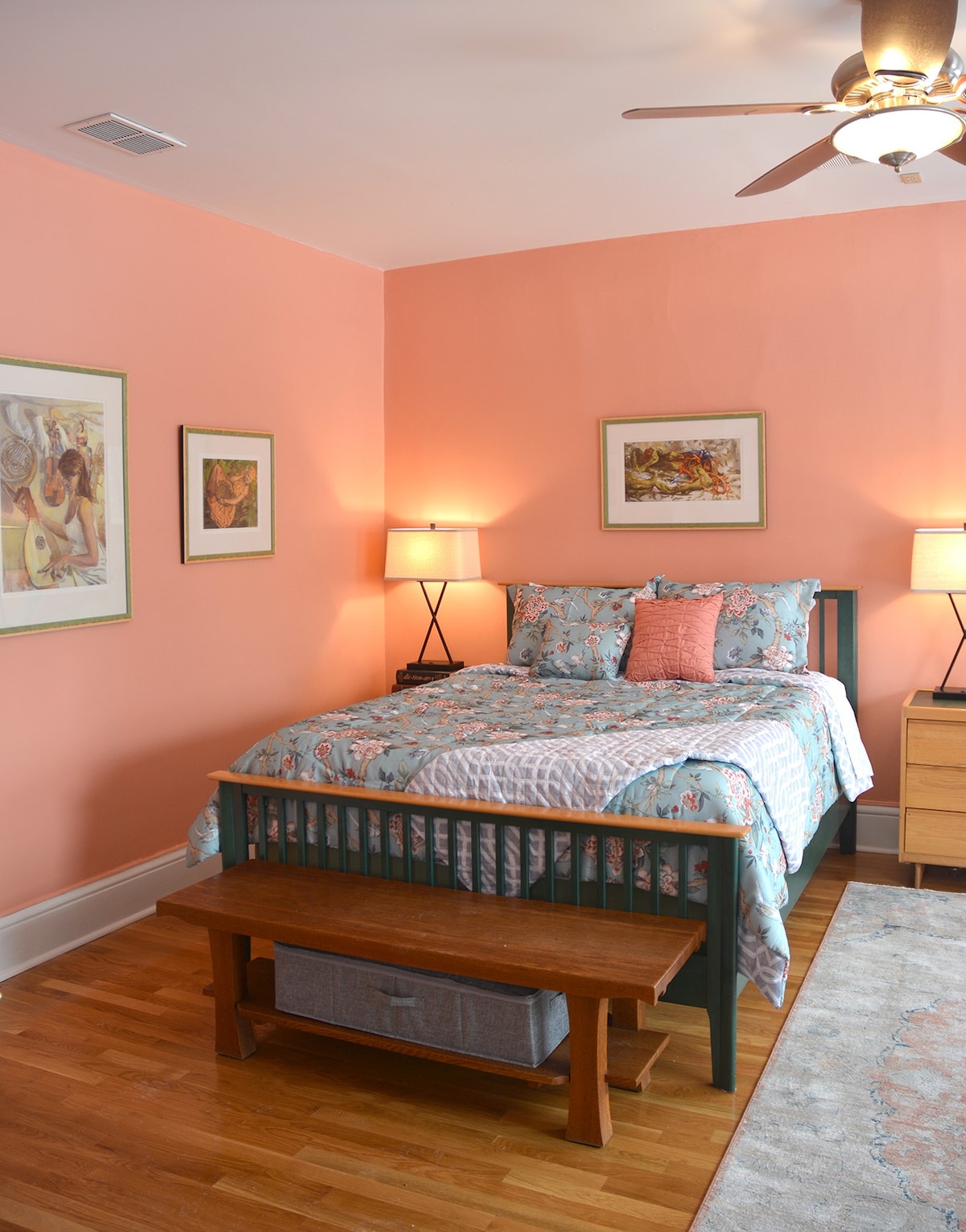 Orange Room -令人惊叹的翻新历史悠久的家园