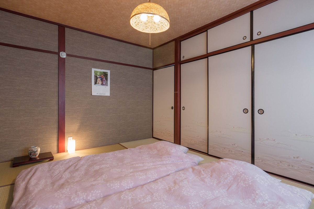 Leeki Studio Kyoto ；榻榻米客房，可供2人入住