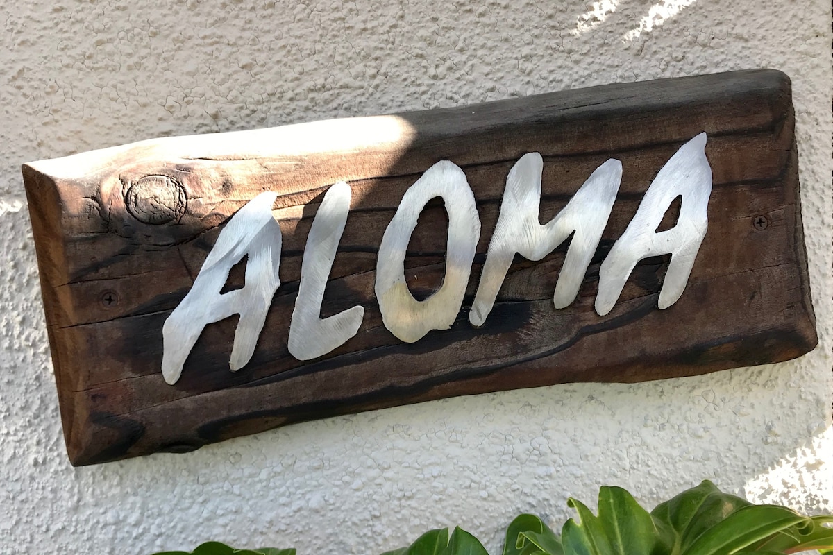 Aloma Holiday Home