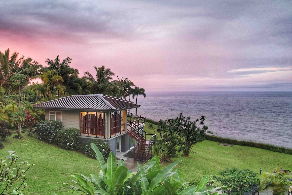 Heavenly Hakalau: Oceanfront Cliff House