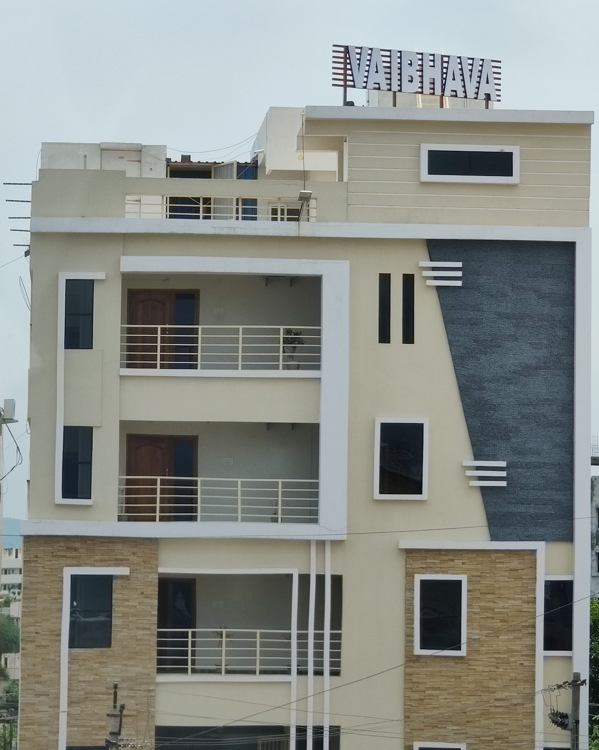 Vaibhava服务公寓3A-2BHK、空调、Tirupati