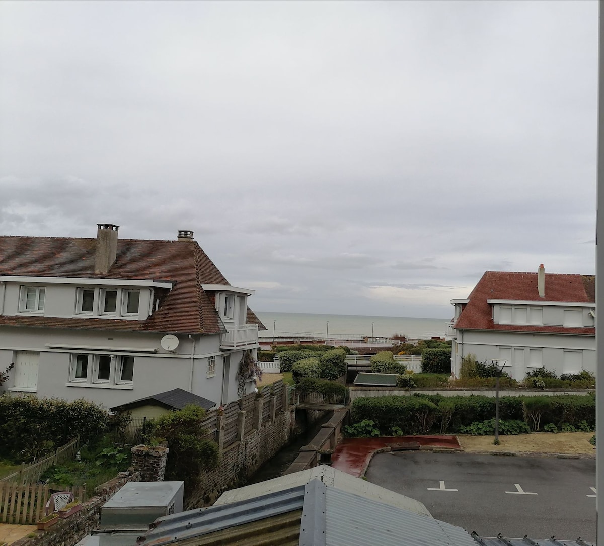 Beau logement face à la mer