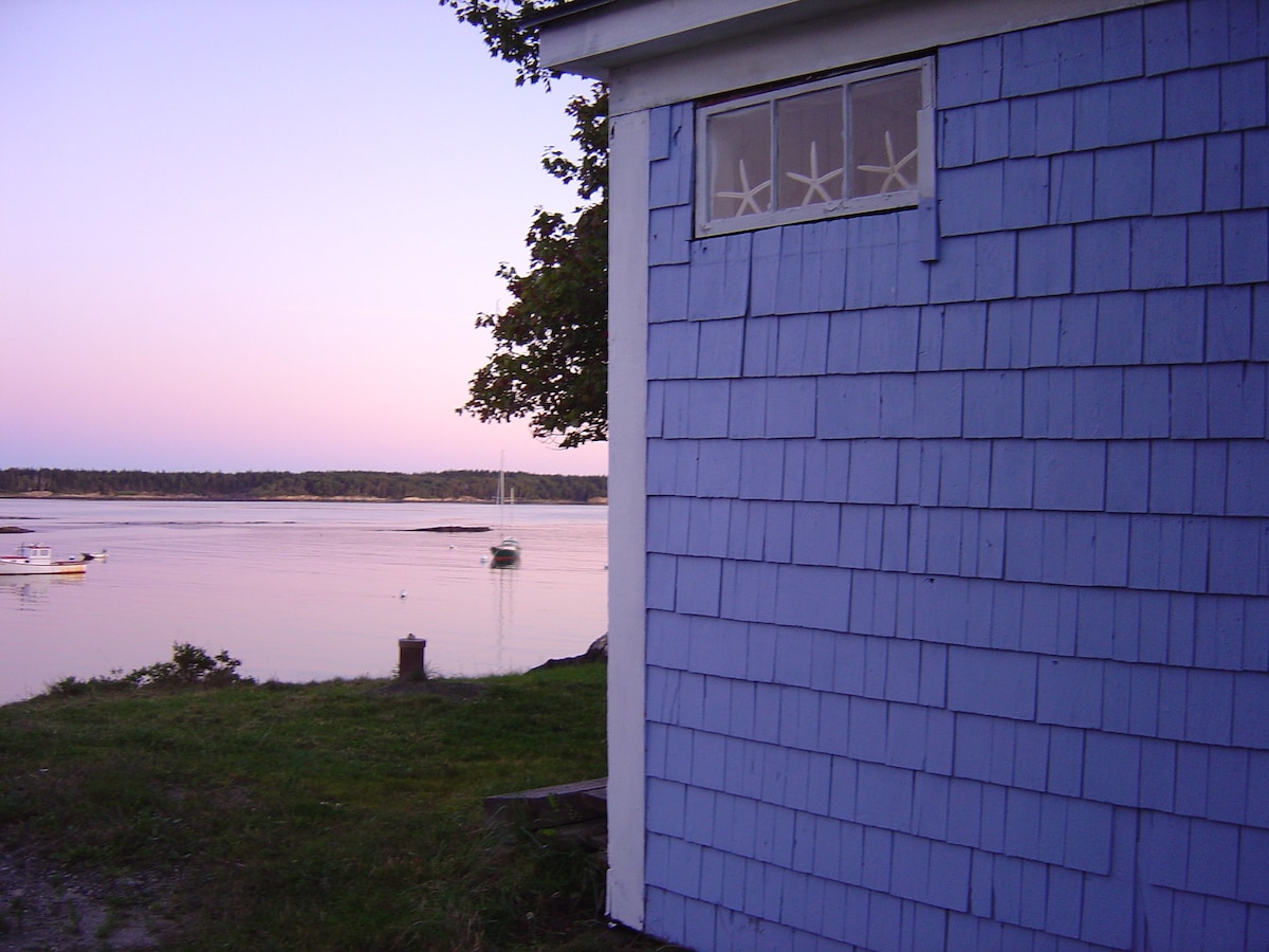 Sandpiper Cottage, Oceanfront, Cliff Island, Maine