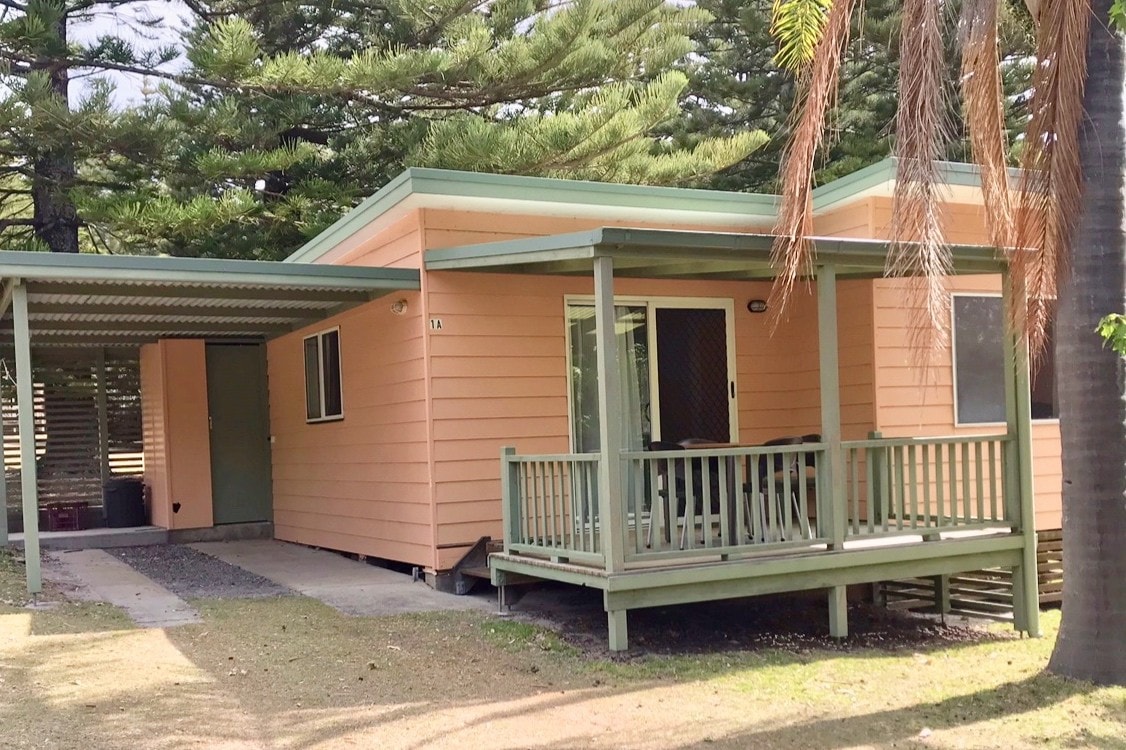 Kioloa Beach Cabin 1a