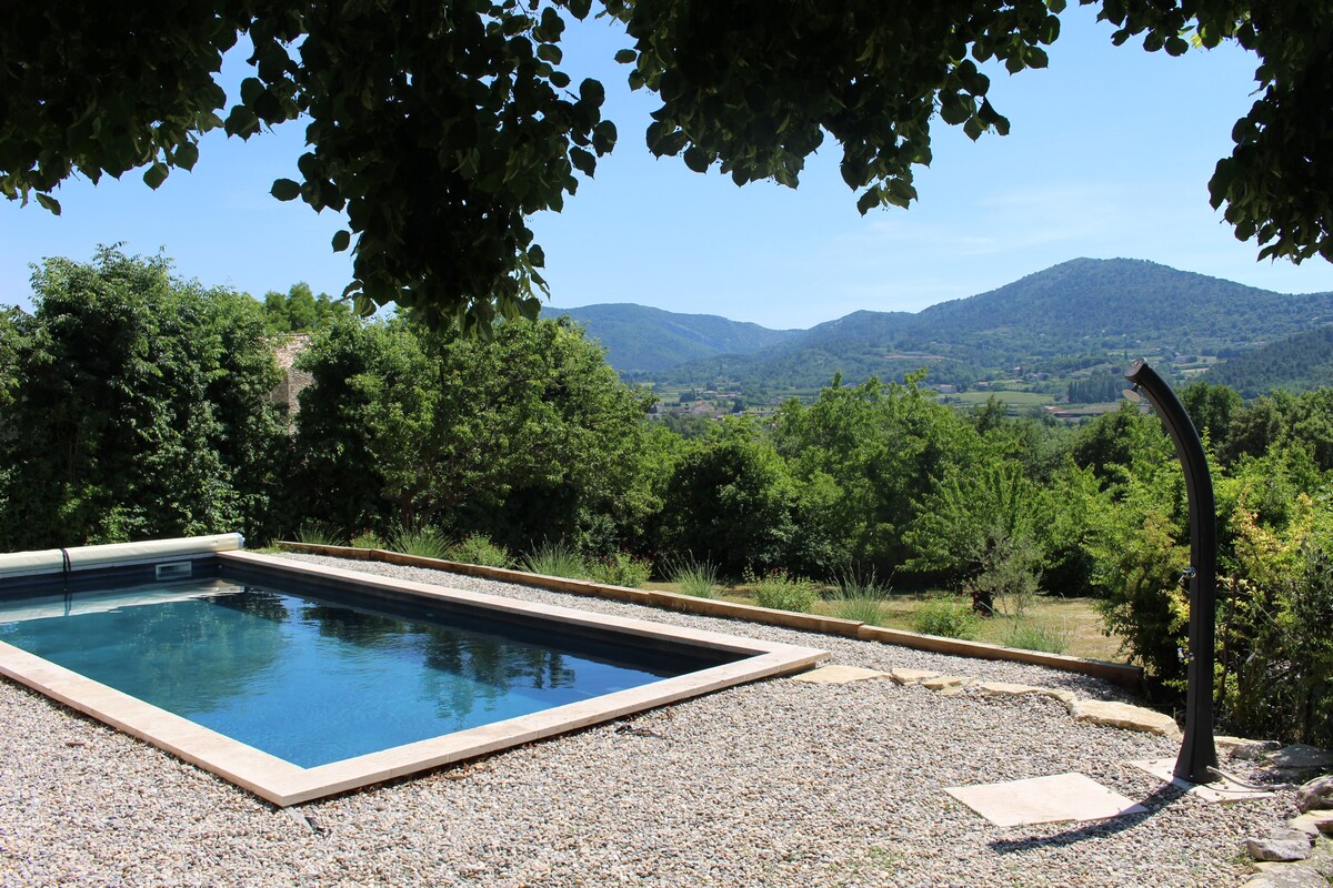 L'Oustau d'Antoine, piscine chauffée 2 km Vaison