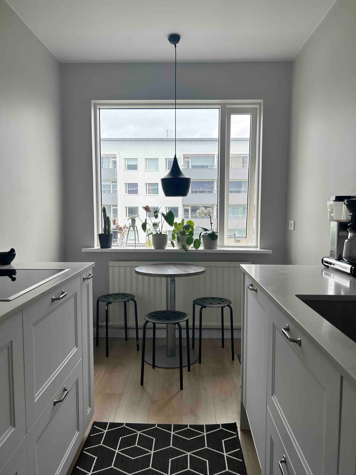 Lovely apartment in reykjavik, good location.