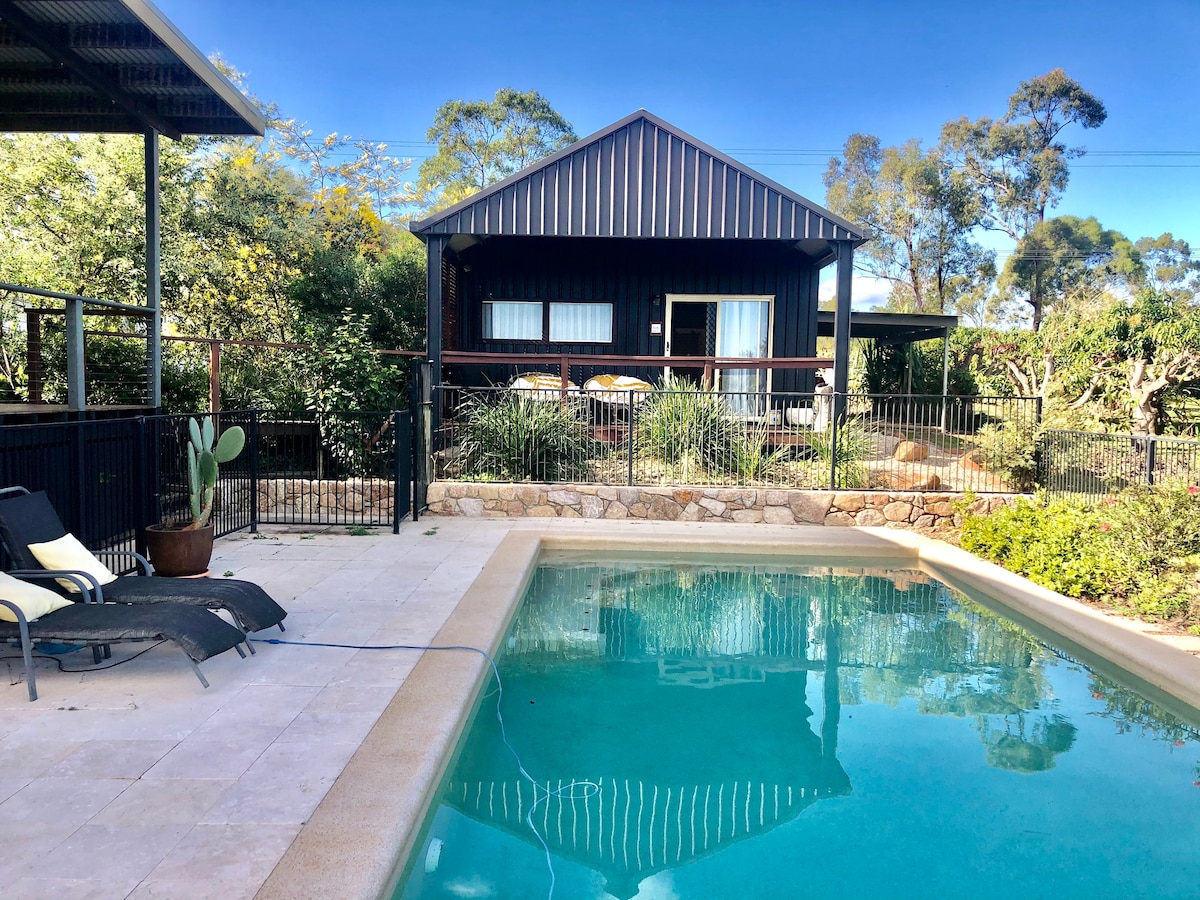 Birds Heaven Mareeba ‘Grevillea Retreat’