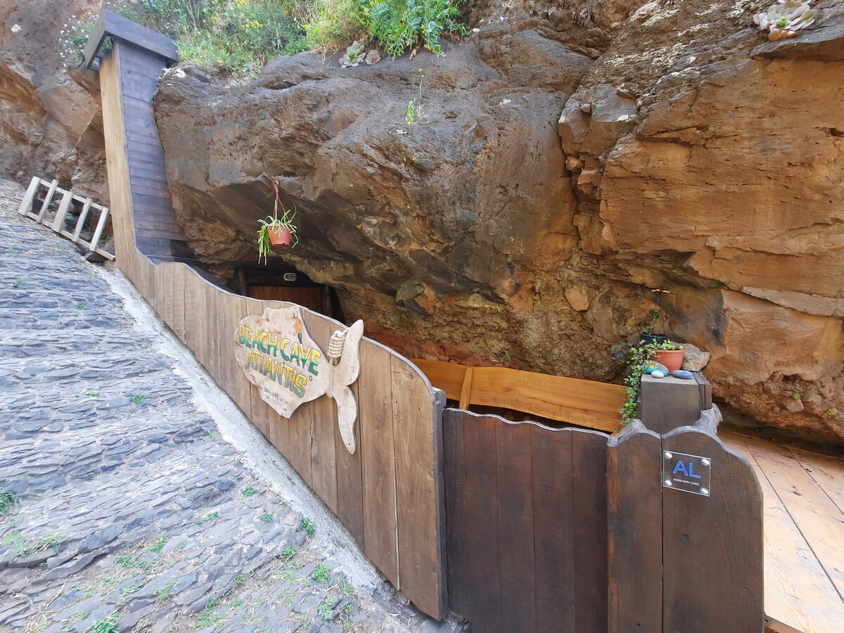 Calhau da Lapa古老洞穴体验