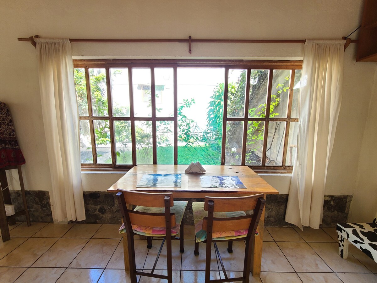 Lovely small house with garden in Panajachel