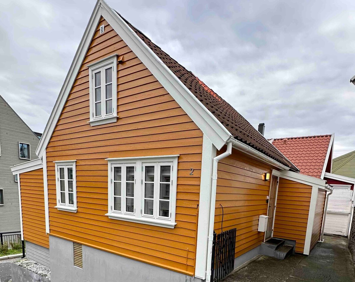 Helt hus i Stavanger sentrum