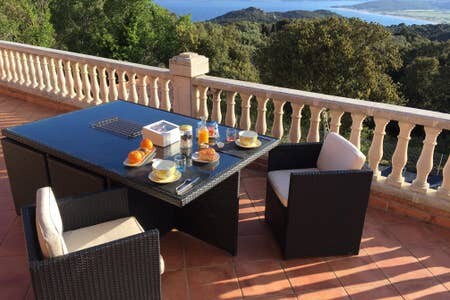 Villa face mer vue imprenable Corse du sud