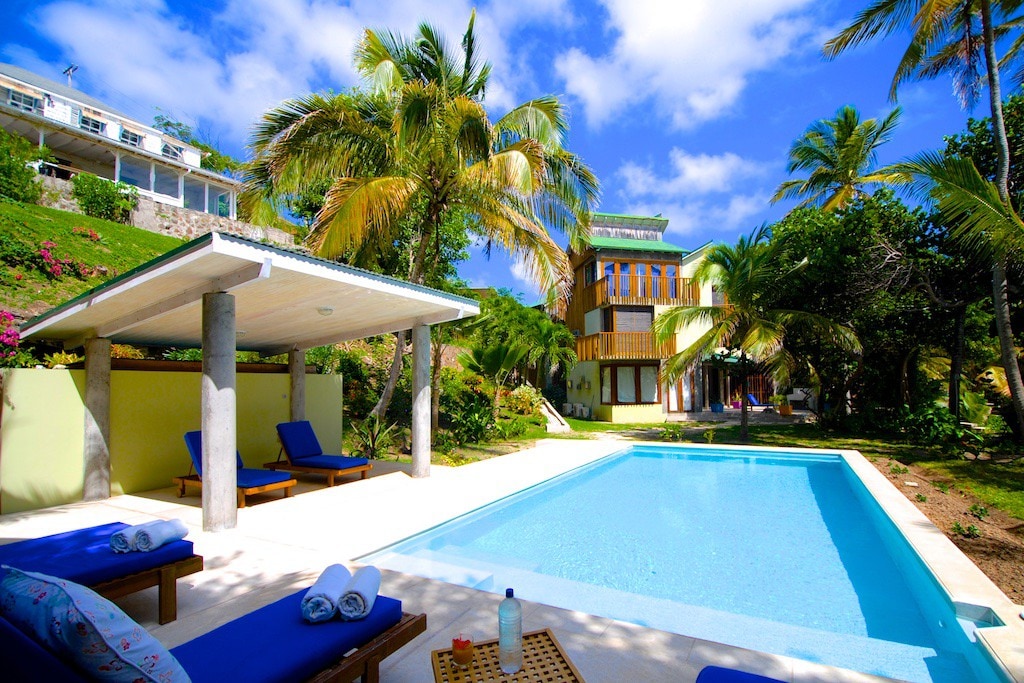 New Eden - Bequia Beach House With Pool