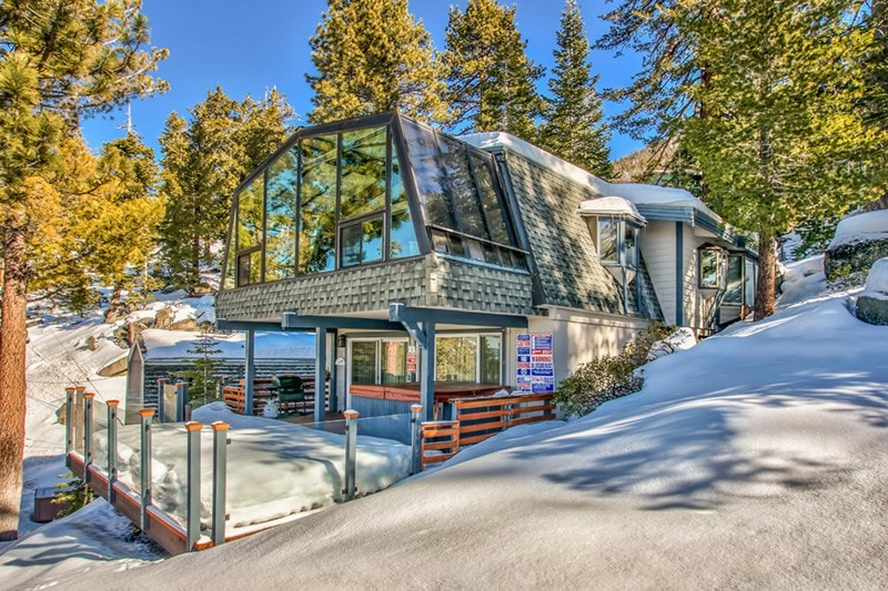 滑雪小屋@ Heavenly Tahoe ；热水浴缸和湖景