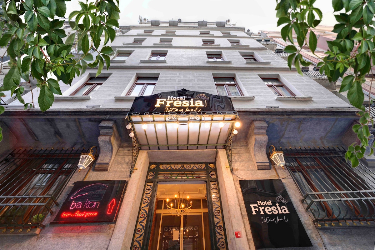 Istiklal street hotel