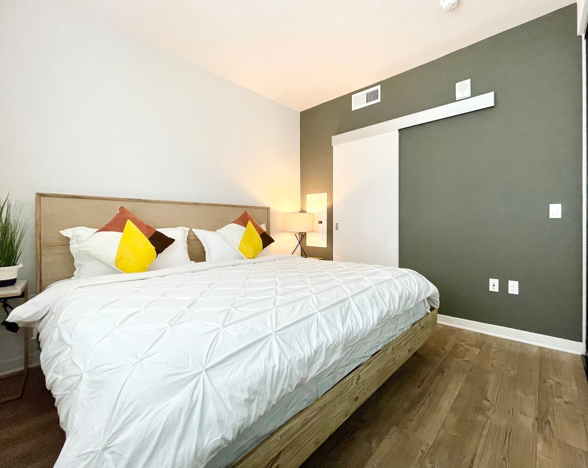 尔湾可爱的单卧室公寓，配备加大双人床