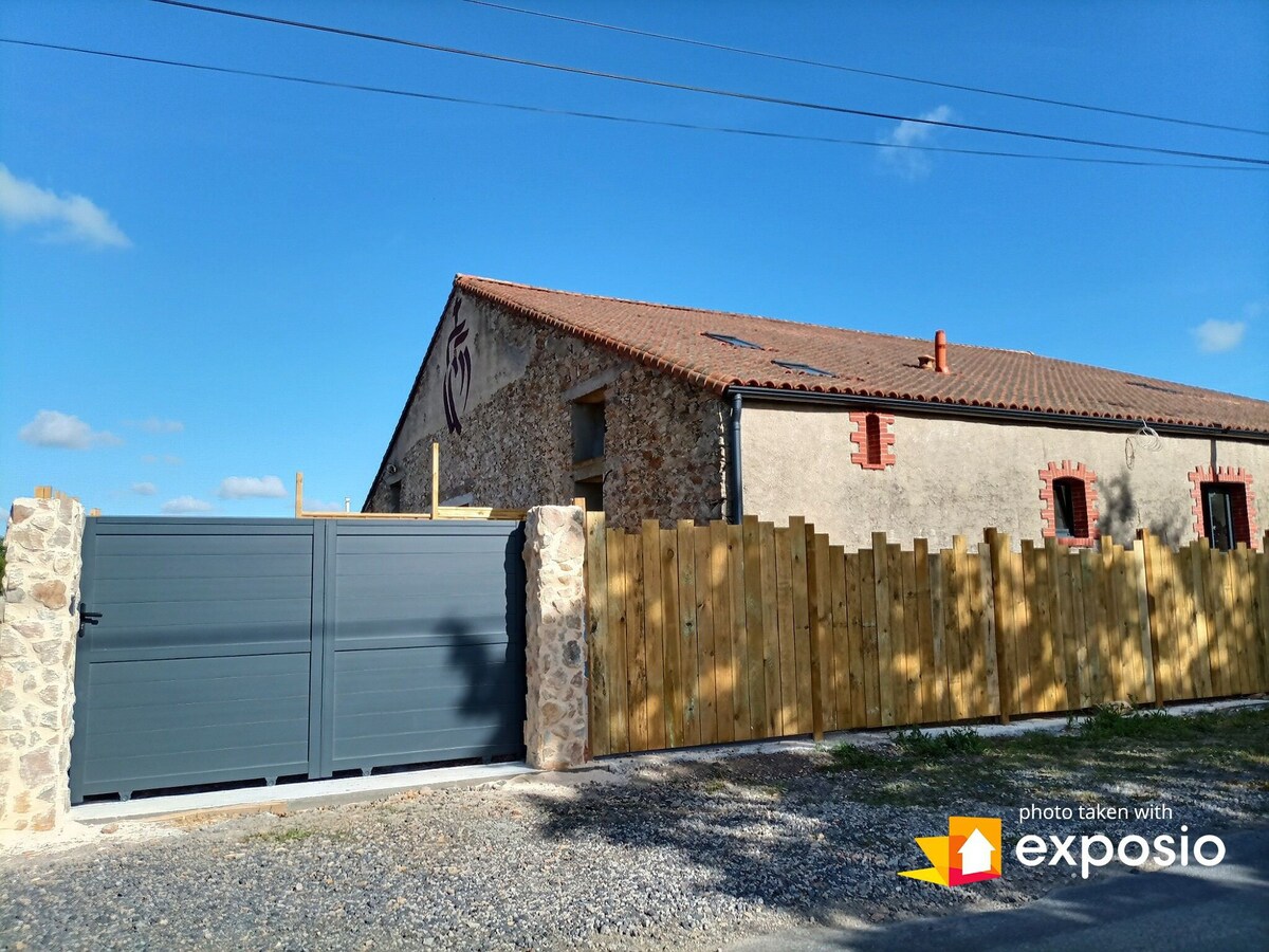 gîte classé avec extérieur plage, lac et campagne