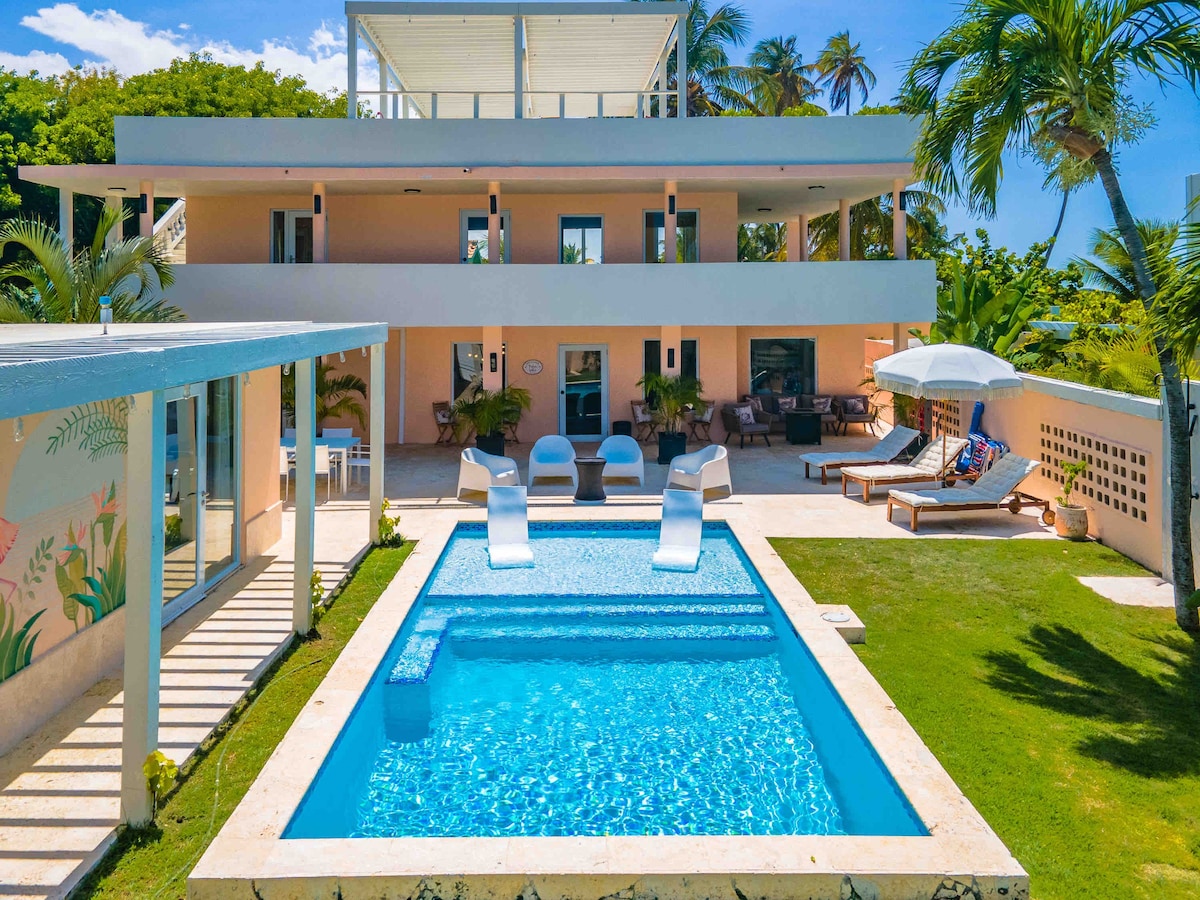 Amazing Direct Direct Sandy Beach Access Luxury Villa