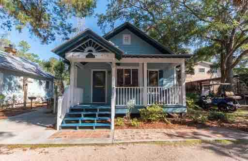 Cozy cottage in the Steinhatchee Landing