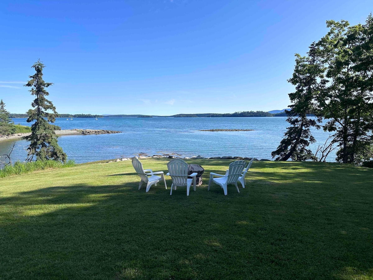 Gordon Cottage on Flanders Bay