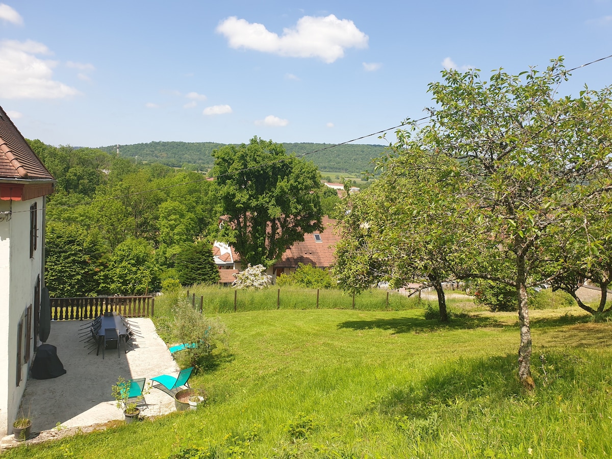 Gite 14 personnes, Lacs et montagnes du Jura