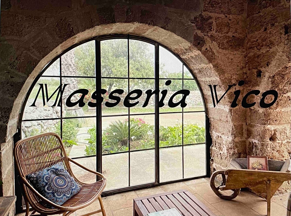 Masseria Vico Camera Tripla Deluxe Blu