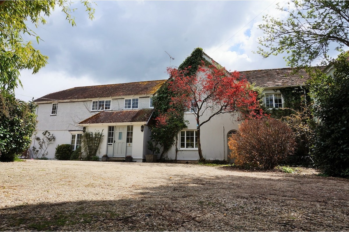 Single bed, Hawthorn Cottage, Child Okeford