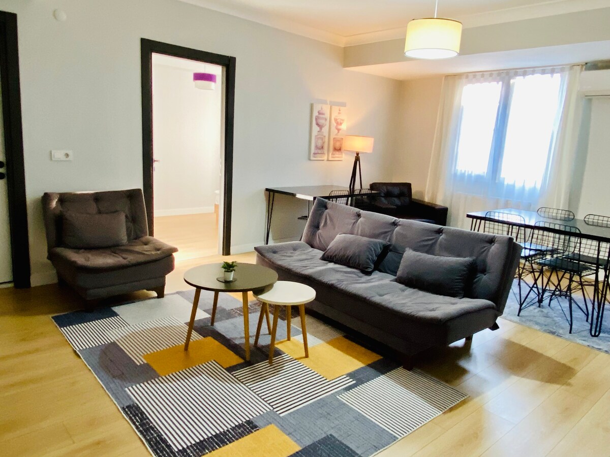 M Suites- Amsterdam/ 2022 yapım yeni binada Daire