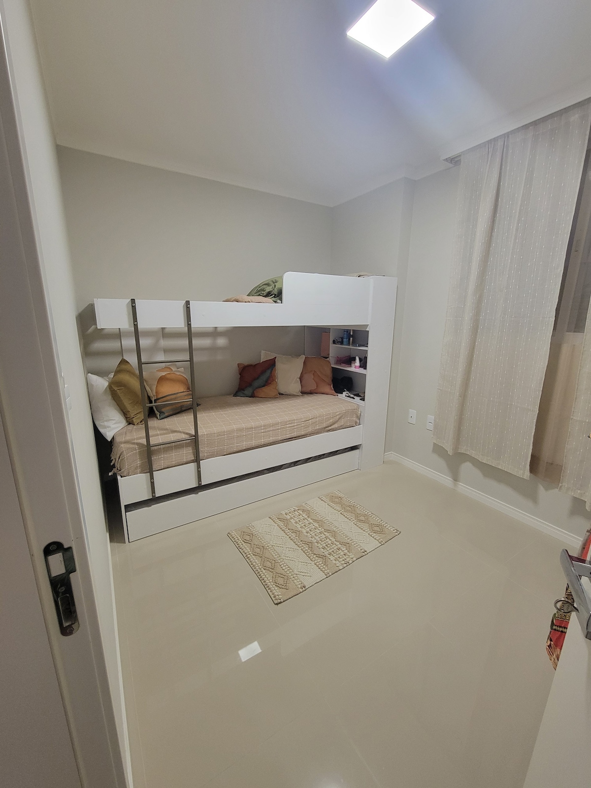 Um apartamento novo! Morretes, itapema