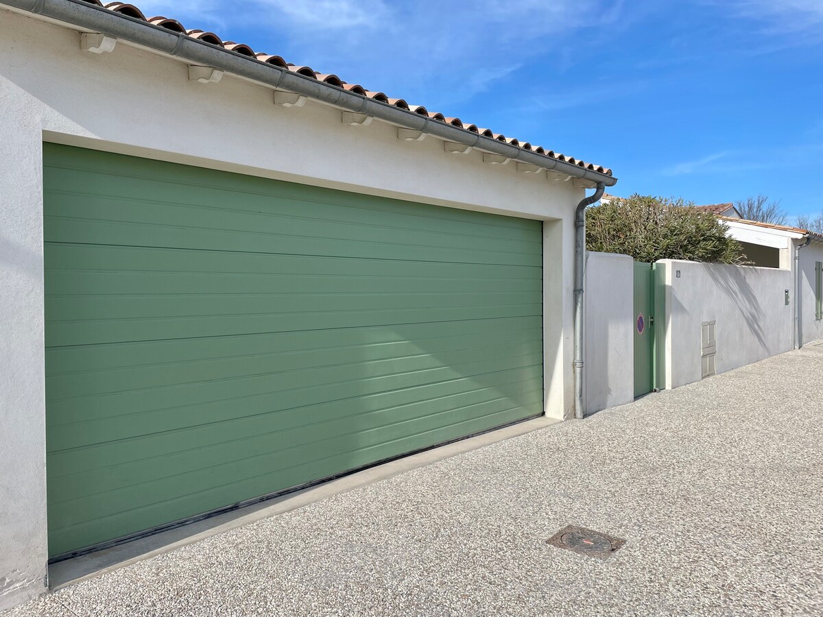 Maison La Couarde, Garage, 200 M de la plage.