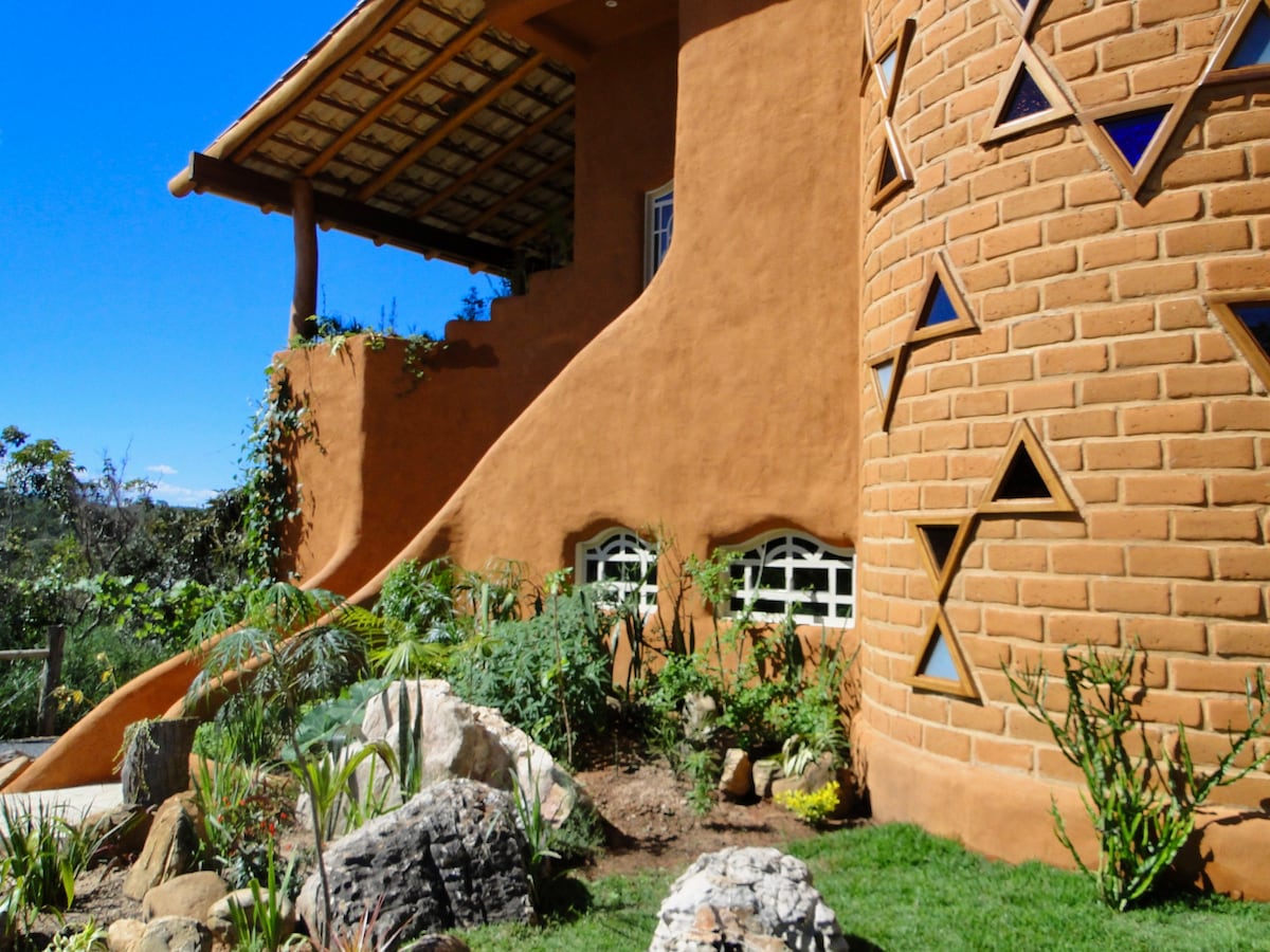 Casa Ambar do Cerrado ：独一无二的景观和建筑