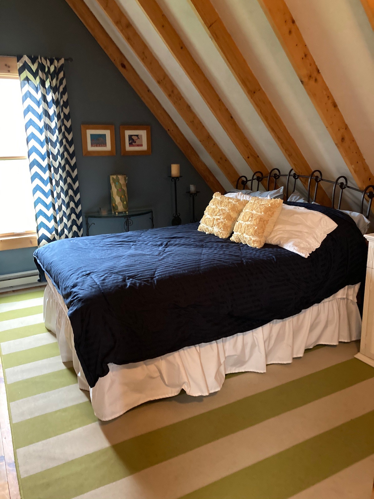 Full Second Floor in “Black Dog Cottage”