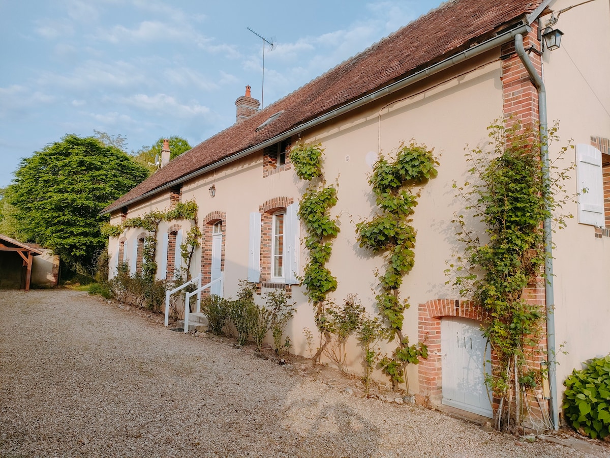 Très belle maison sur propriété avec piscine