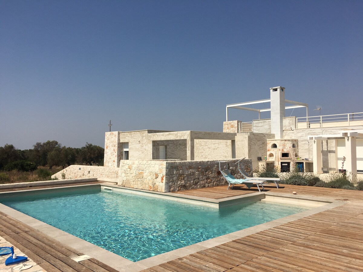 Villa in Salento with swimming pool.