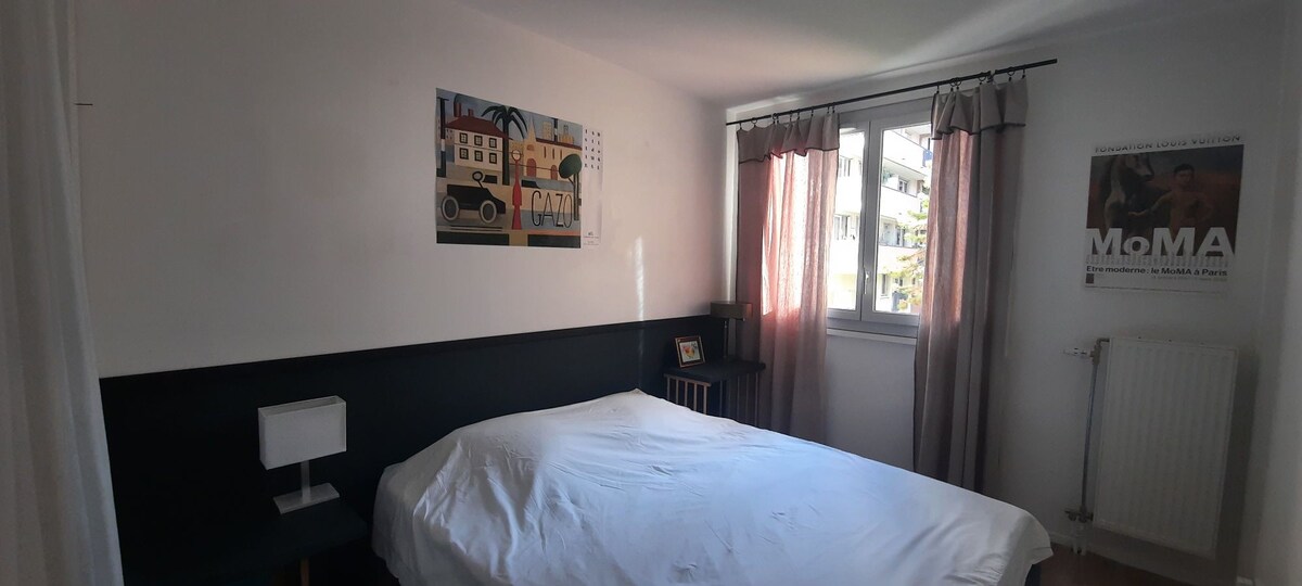 Chambre privée à Paris avec petit-déjeuner inclus