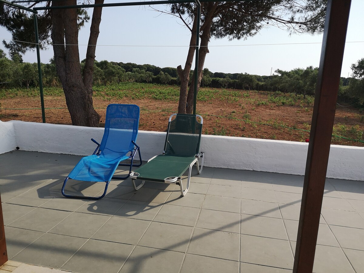 Villa Penelia / 5 min. to the beach, paved yard