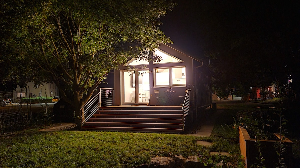 Tiny Loft House -空间充裕，二氧化碳浓缩