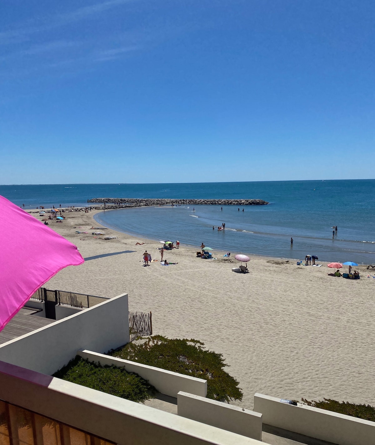 Magnifique studio avec terrasse en front de mer