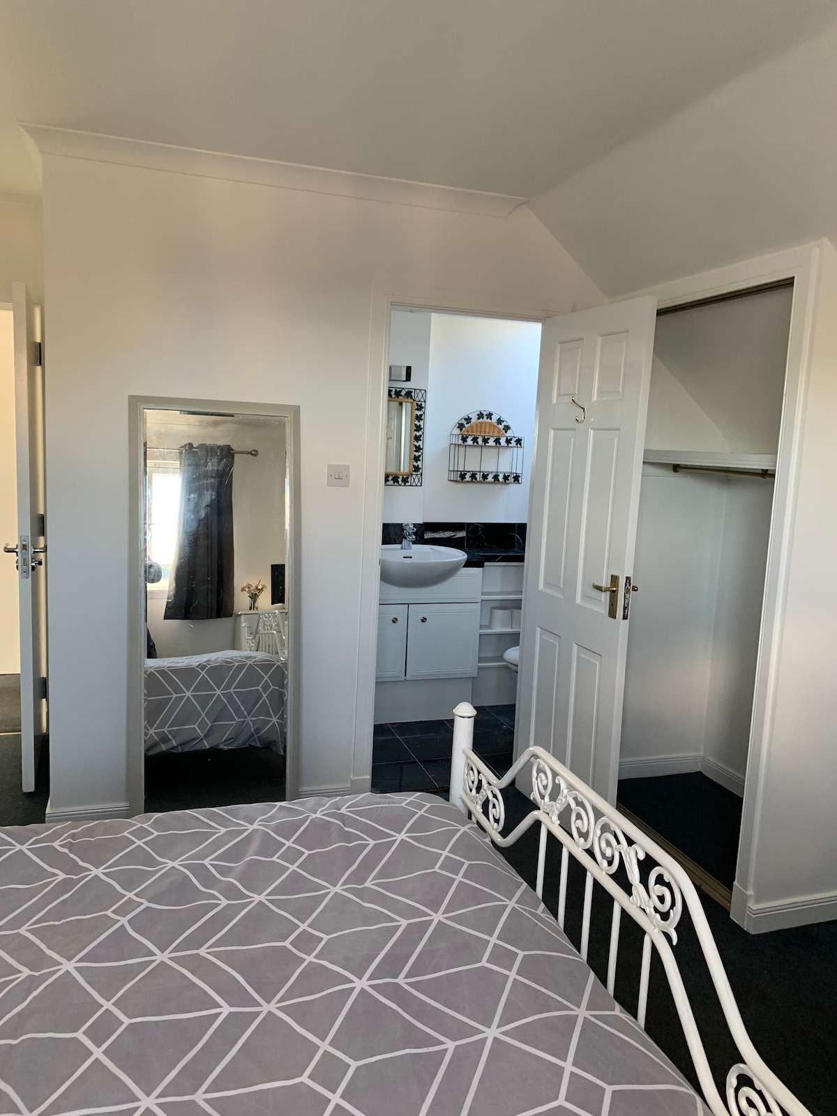 2 Double Room with En-Suite