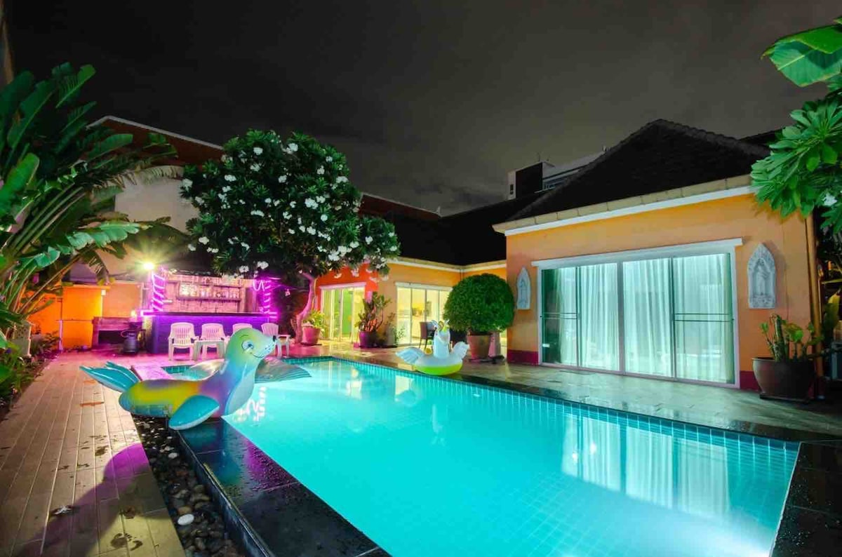 Rosewood Pool Villa Pattaya 1