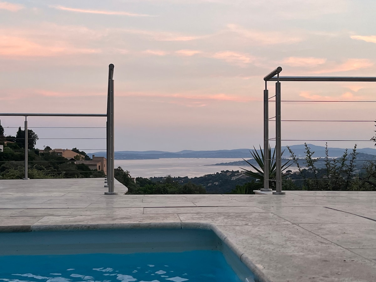 Villa provençale magnifique vue Golfe de St Tropez