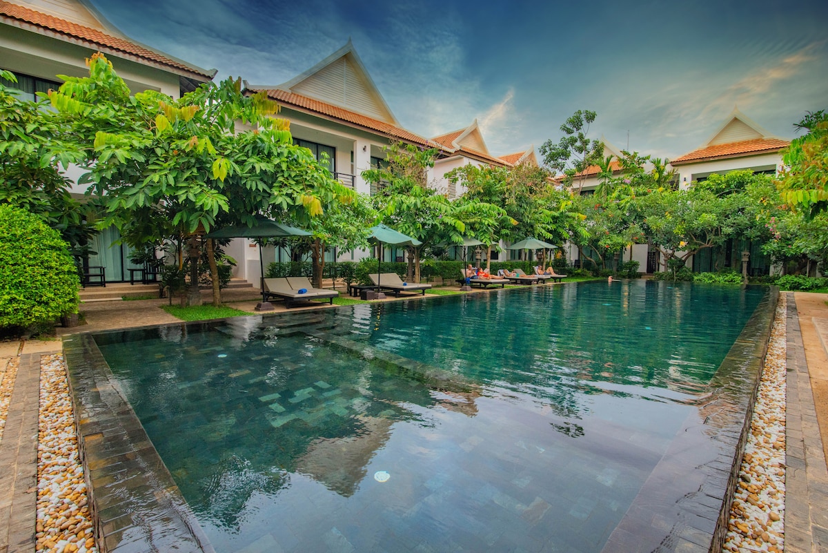 Private Bedroom Pool View for 2pax No Breakfast