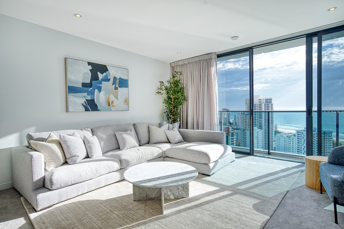 Broadbeach Exclusive—Sky High Luxury at Oracle