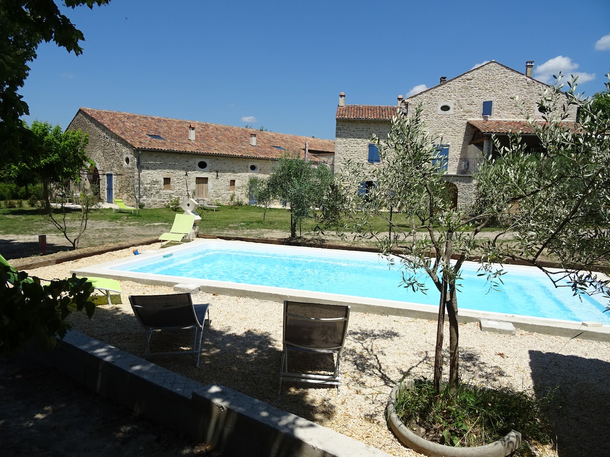 Gite Léonie "Entre Cèze et Ardèche" 30 BARJAC