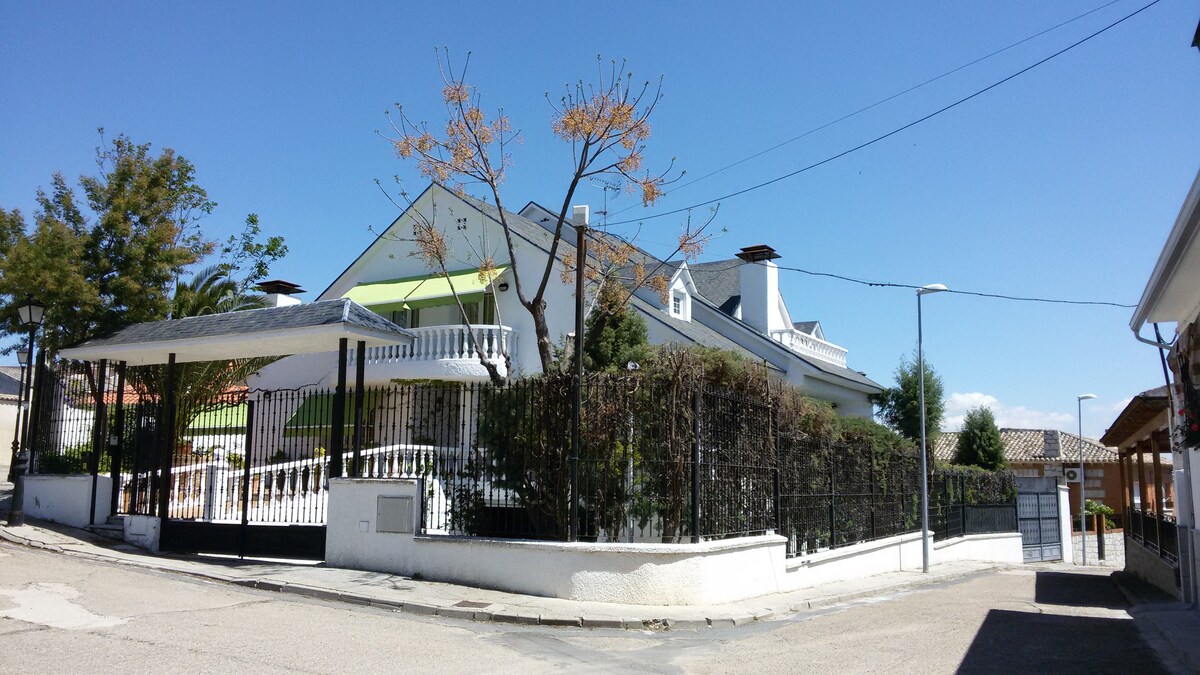 Casa Rural Yunclillos. Casa Dori