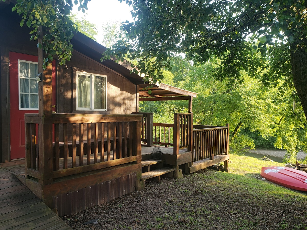 Riverside Cabins