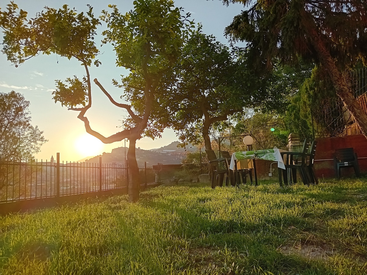 Casa L'Agrumeto, appartamento con giardino