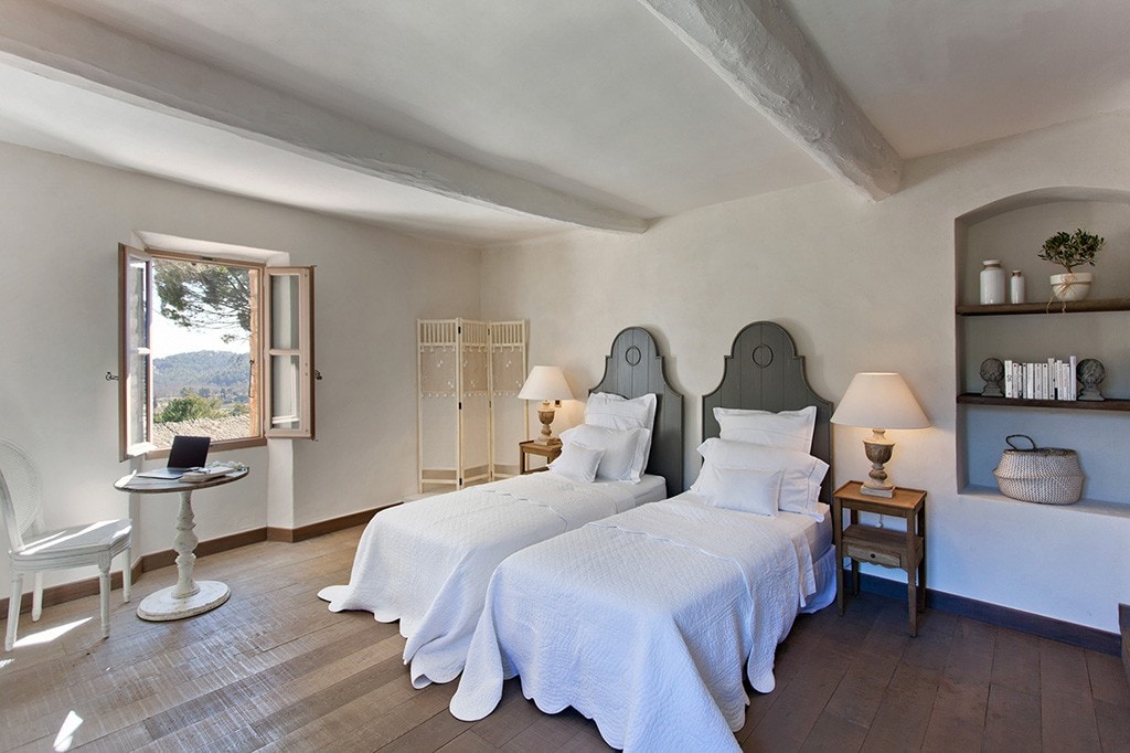 Provence . Stone House . Friends & Family Hideaway