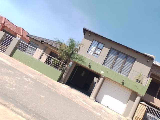 Soweto的民宿