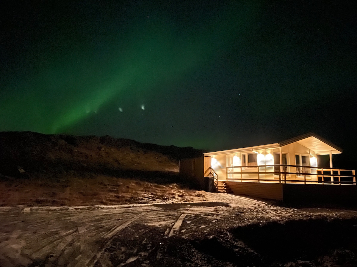 EYVÍK Cottage (Golden Circle) # D