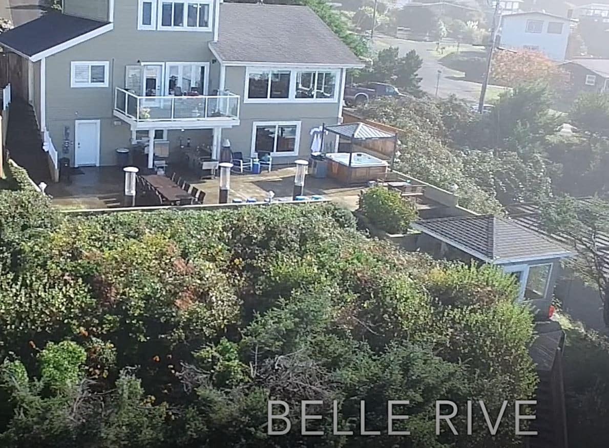 Belle Rive豪华海滩楼梯/无线网络音响/桑拿浴室/热水浴缸